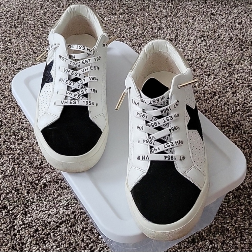 Vintage Havana sneakers